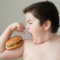 Overvægt øger muligvis risikoen for depression hos børn og unge